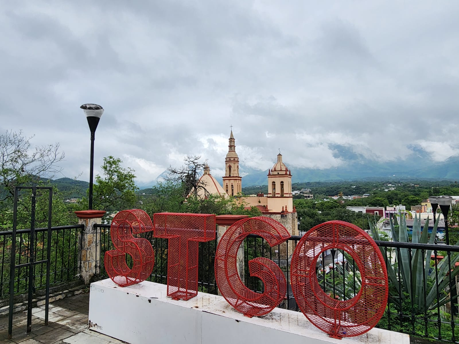 Letras mirador Santiago NL Por John Acosta vox
